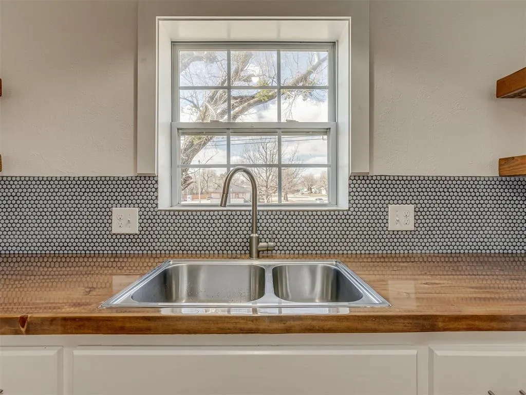 Photo 34 — 2832 NW 45th Street, Oklahoma City, OK 73112