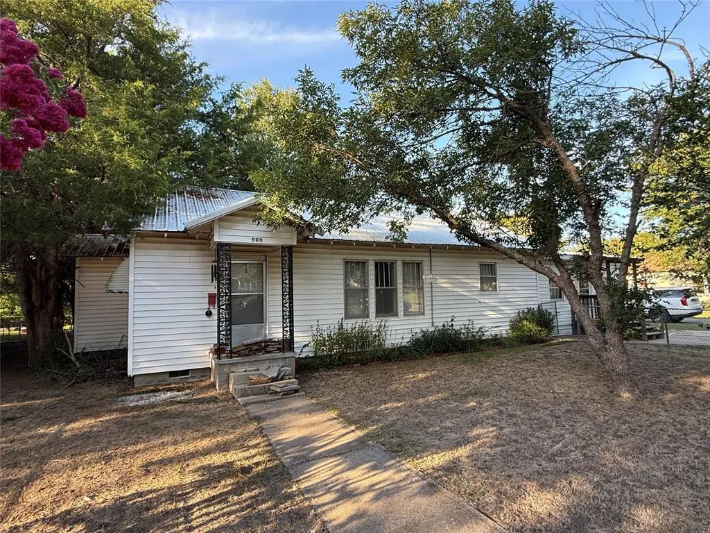 Photo 27 — 427 E St Louis, Wetumka, OK 74883