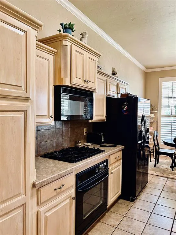 Photo 7 — 2901 Stonebrook Road, Edmond, OK 73003