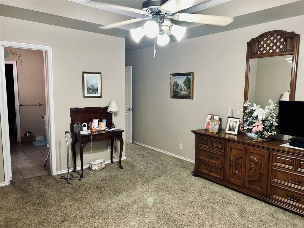 Photo 10 — 2901 Stonebrook Road, Edmond, OK 73003