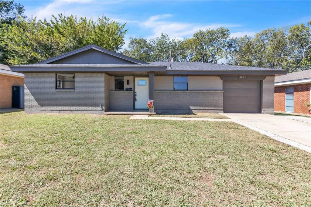 Front exterior — 1021 Vickie Drive, Del City, OK 73115