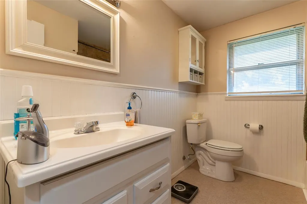 Photo 20 — 1300 Wells Avenue, Clinton, OK 73601