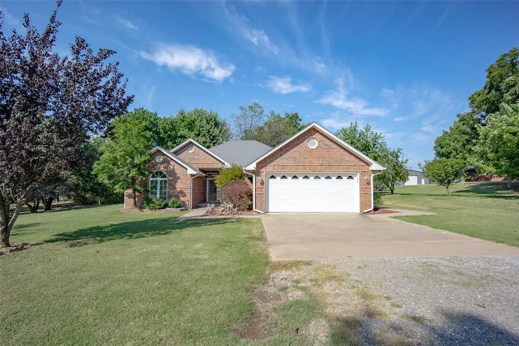 Front exterior — 15597 Us Highway 77 Highway, Wayne, OK 73095