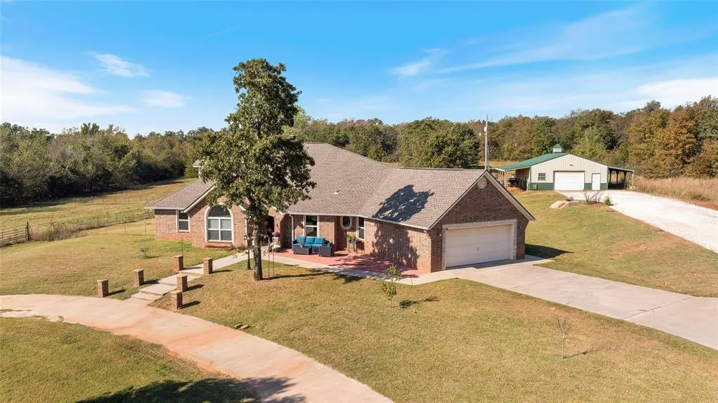 Photo 2 — 5750 NE 168th Avenue, Newalla, OK 74857