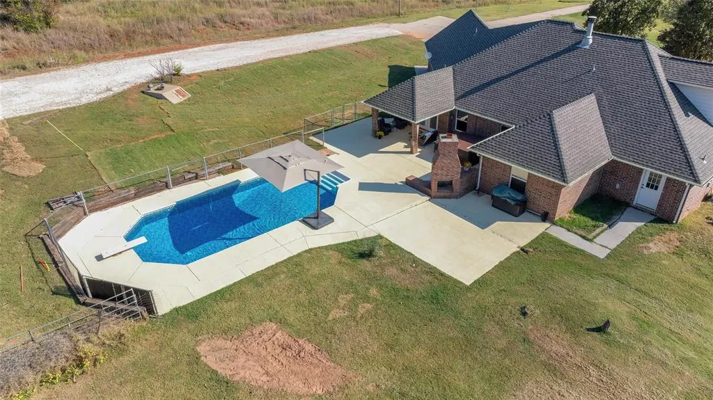 Photo 37 — 5750 NE 168th Avenue, Newalla, OK 74857