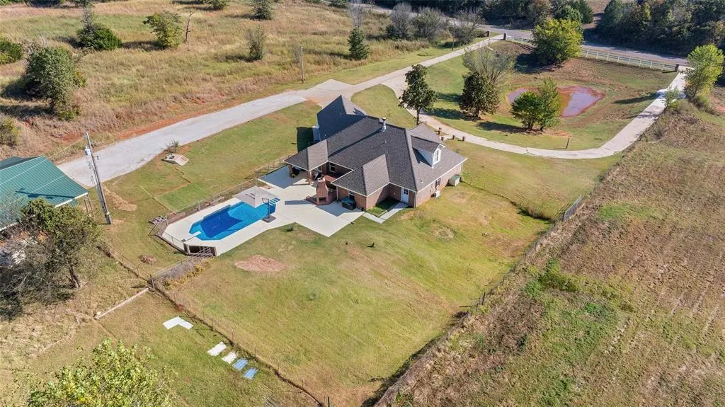 Photo 38 — 5750 NE 168th Avenue, Newalla, OK 74857