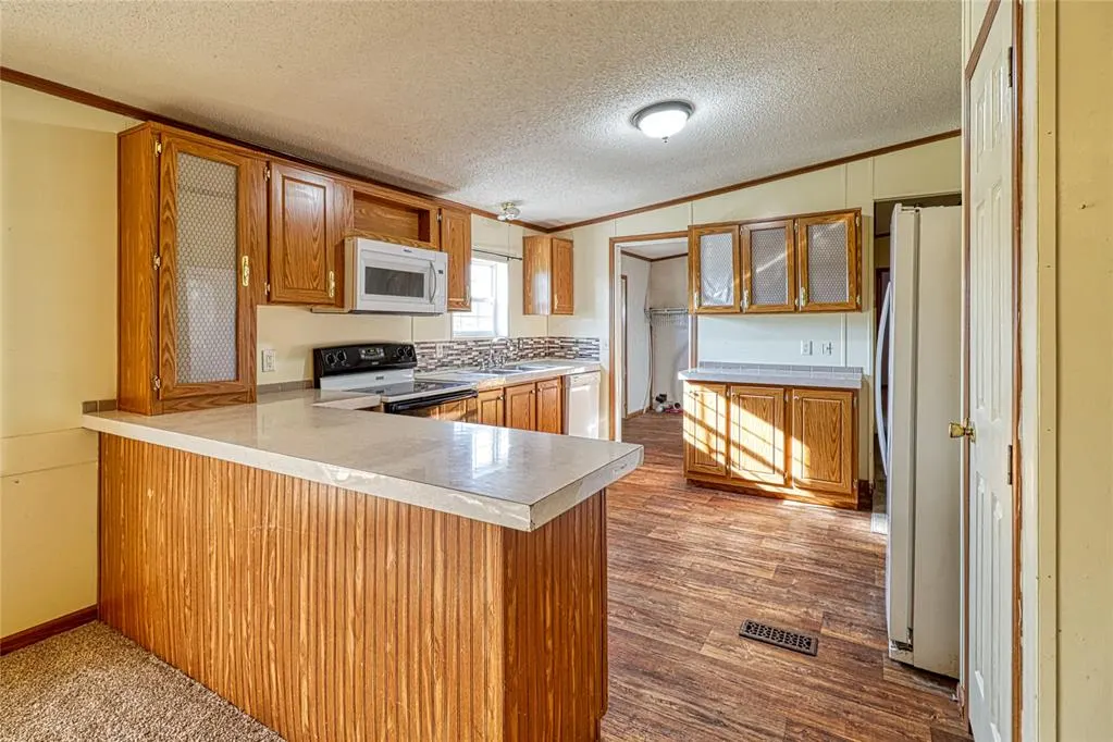 Photo 8 — 850 Pecan Lane, Eufaula, OK 74432
