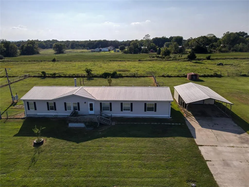 Front exterior — 850 Pecan Lane, Eufaula, OK 74432