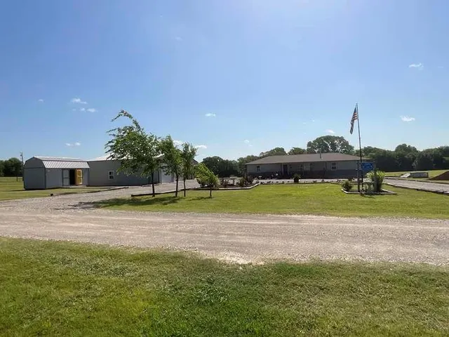 Photo 2 — 145 Rackley Road, Sulphur, OK 73086