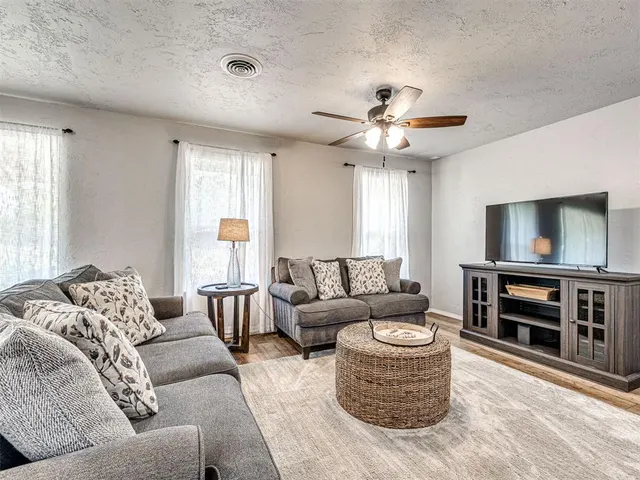 Photo 6 — 1809 Ketch Drive, Edmond, OK 73003