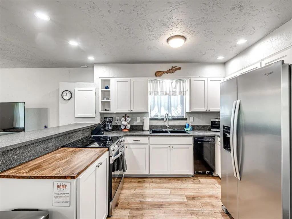 Photo 13 — 1809 Ketch Drive, Edmond, OK 73003