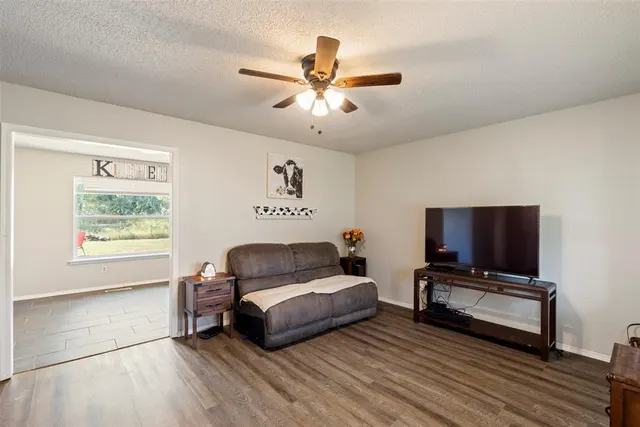 Photo 8 — 103 Mark Avenue, Paoli, OK 73074