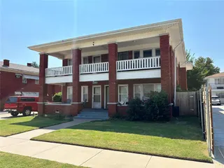 Sold home at 1420 NW 25th Street