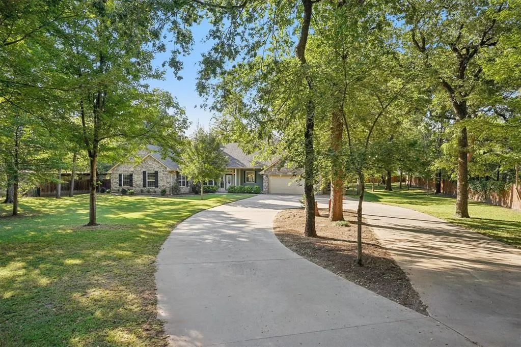 Photo 3 — 7818 NW 8th Street, Oklahoma City, OK 73127