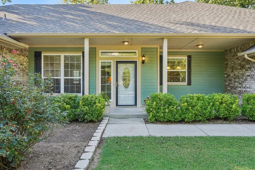 Photo 5 — 7818 NW 8th Street, Oklahoma City, OK 73127