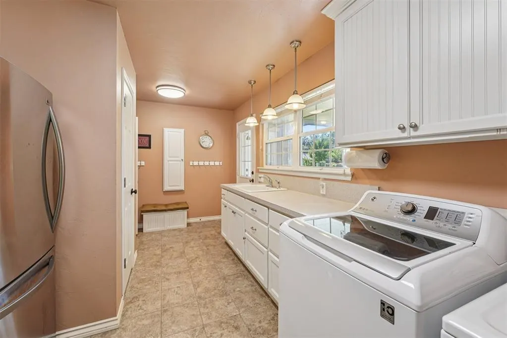 Photo 16 — 7818 NW 8th Street, Oklahoma City, OK 73127
