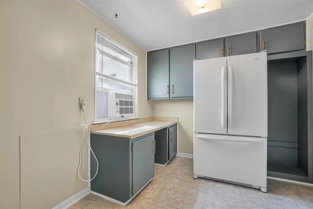 Photo 14 — 117 W 6TH Street, Cordell, OK 73632
