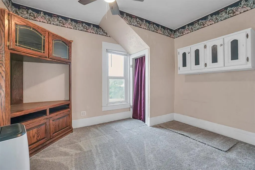 Photo 16 — 117 W 6TH Street, Cordell, OK 73632