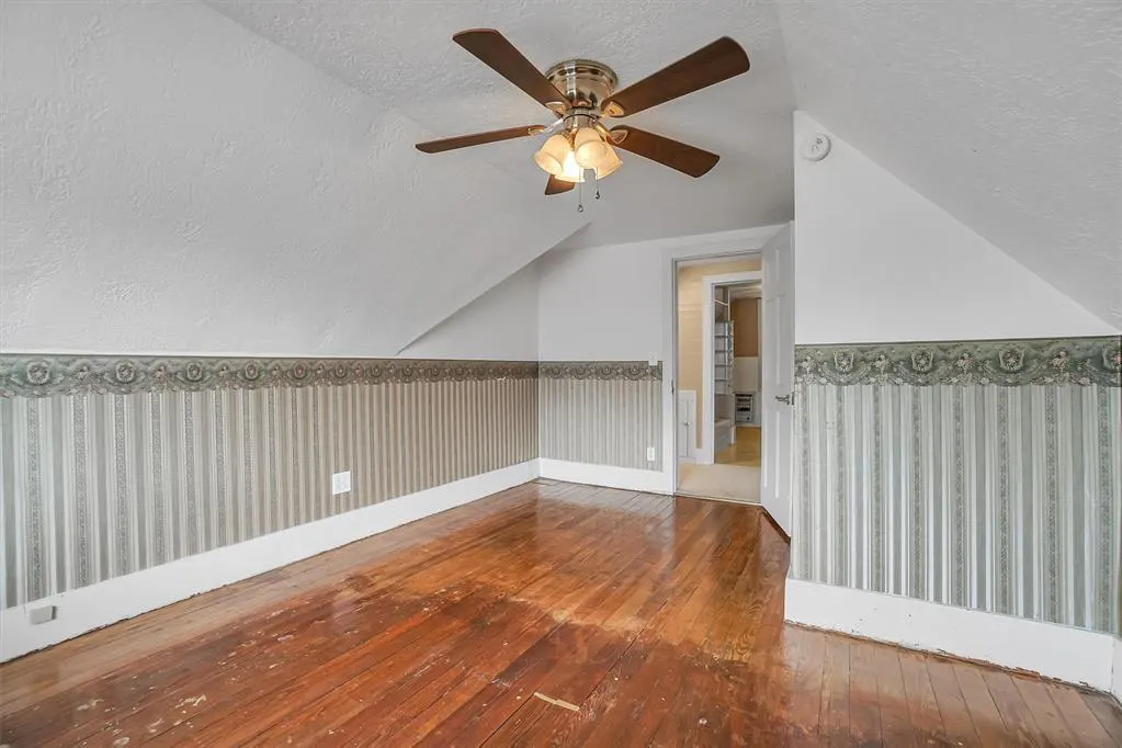 Photo 24 — 117 W 6TH Street, Cordell, OK 73632