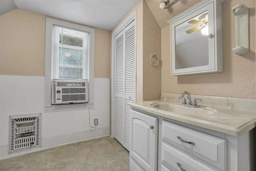 Photo 26 — 117 W 6TH Street, Cordell, OK 73632