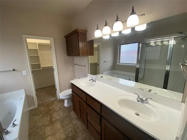 Photo 7 — 2217 Crooked Oak Drive, Shawnee, OK 74804