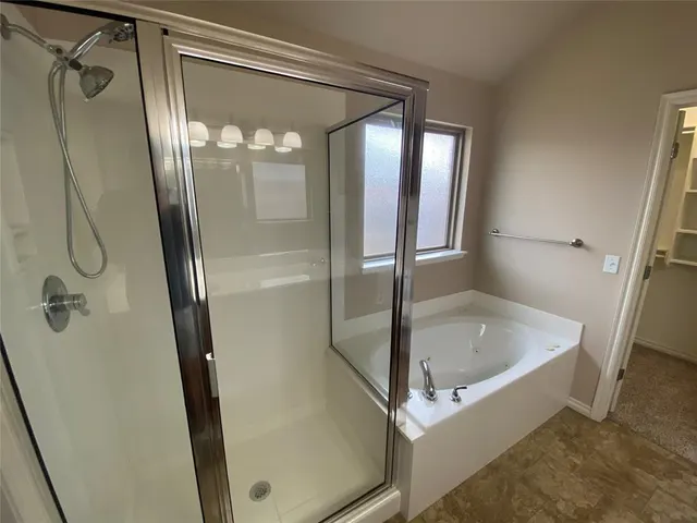 Photo 8 — 2217 Crooked Oak Drive, Shawnee, OK 74804