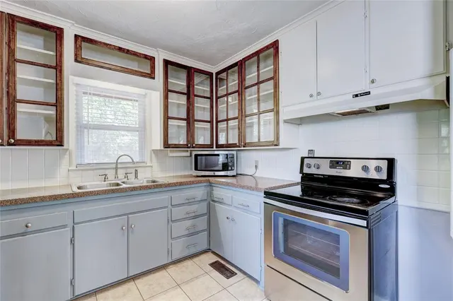 Photo 7 — 1101 Bedford Drive, Nichols Hills, OK 73116