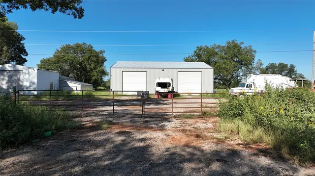 Photo 2 — 35850 Stevens Road, Wanette, OK 74878