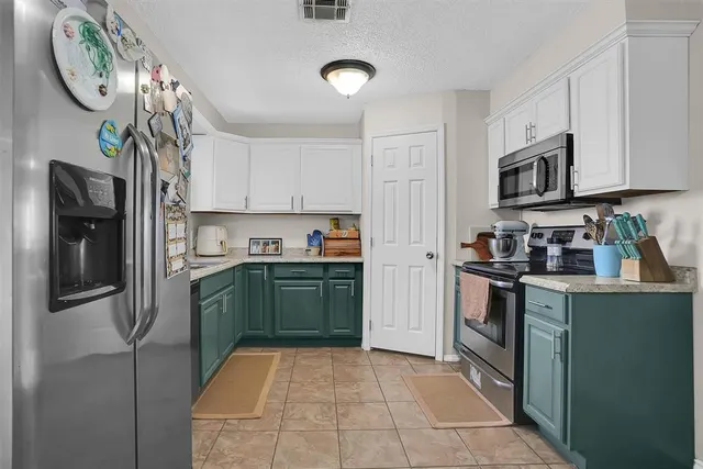 Photo 8 — 1229 E Ridgecrest Road, Altus, OK 73521