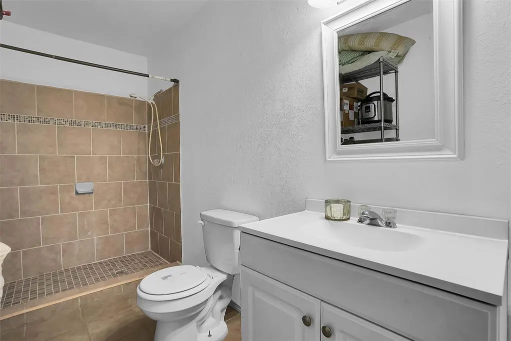 Photo 16 — 1229 E Ridgecrest Road, Altus, OK 73521
