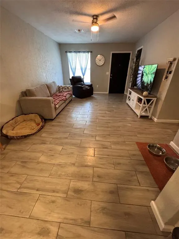 Photo 6 — 906 E ASH Avenue, Duncan, OK 73533