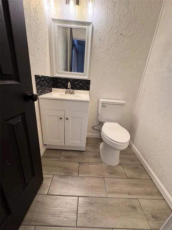 Photo 10 — 906 E ASH Avenue, Duncan, OK 73533