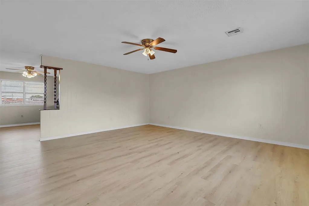 Photo 4 — 1101 Smith Street, Hammon, OK 73650