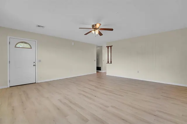 Photo 5 — 1101 Smith Street, Hammon, OK 73650