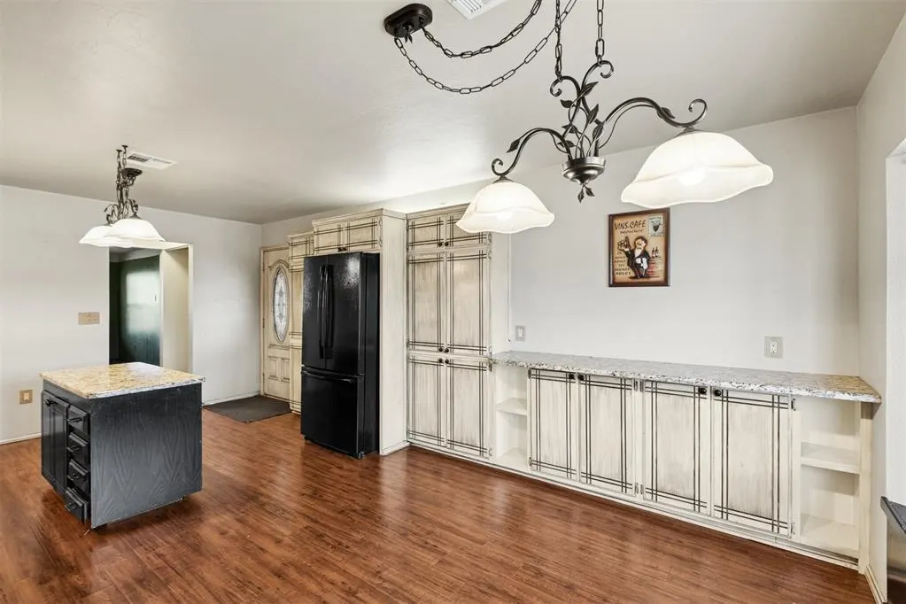 Photo 19 — 2402 S 15th Street, Kingfisher, OK 73750