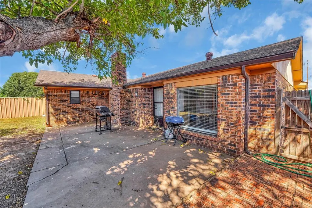 Photo 32 — 701 Hayes St Street, Altus, OK 73521