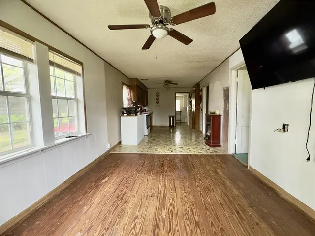 Photo 5 — 313 N Colorado Avenue, Mangum, OK 73554