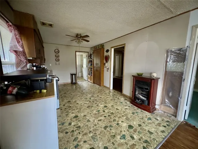 Photo 7 — 313 N Colorado Avenue, Mangum, OK 73554