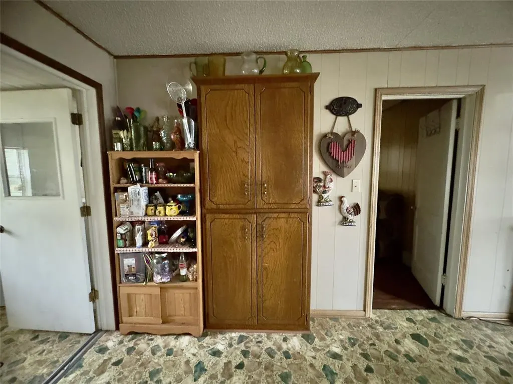 Photo 9 — 313 N Colorado Avenue, Mangum, OK 73554