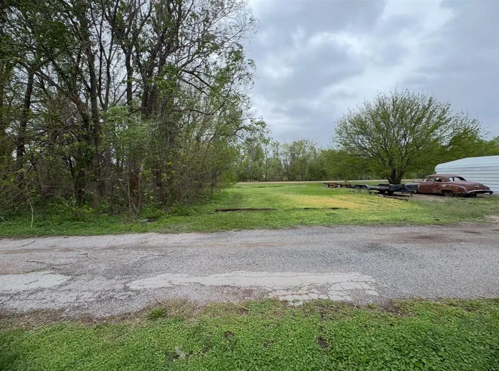 Photo 17 — 313 N Colorado Avenue, Mangum, OK 73554