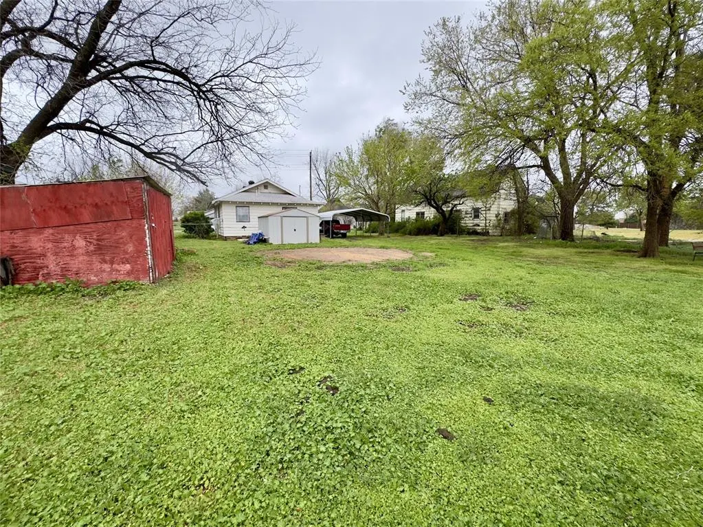 Photo 18 — 313 N Colorado Avenue, Mangum, OK 73554