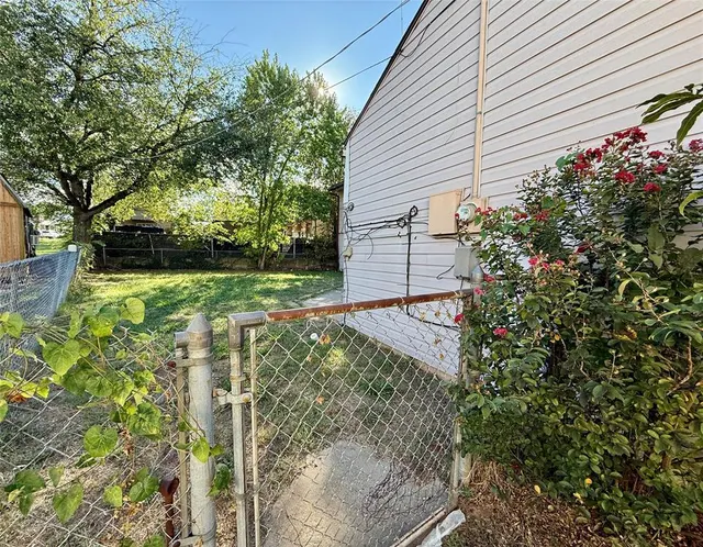 Photo 5 — 608 Roosevelt Street, Seminole, OK 74868