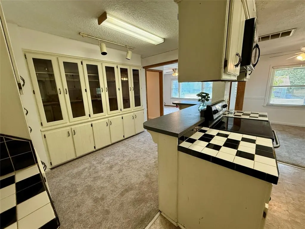 Photo 14 — 608 Roosevelt Street, Seminole, OK 74868