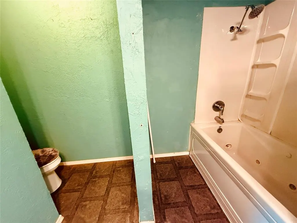 Photo 44 — 608 Roosevelt Street, Seminole, OK 74868