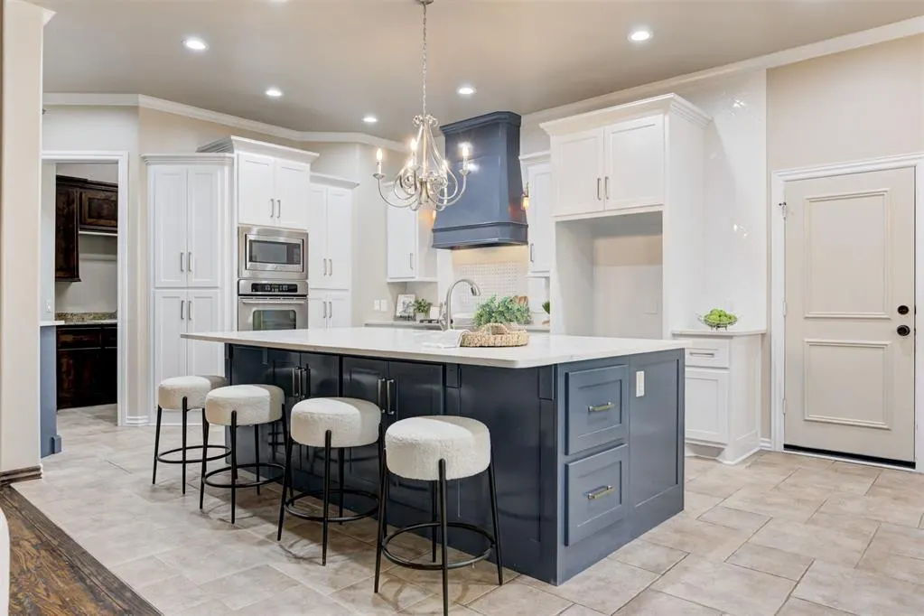 Photo 12 — 1034 Villas Creek Drive, Edmond, OK 73003