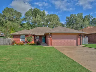 Sold home at 14709 Chisholm Trail