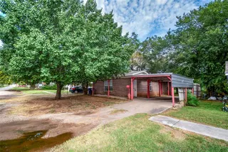 Sold home at 511 W 5th Street