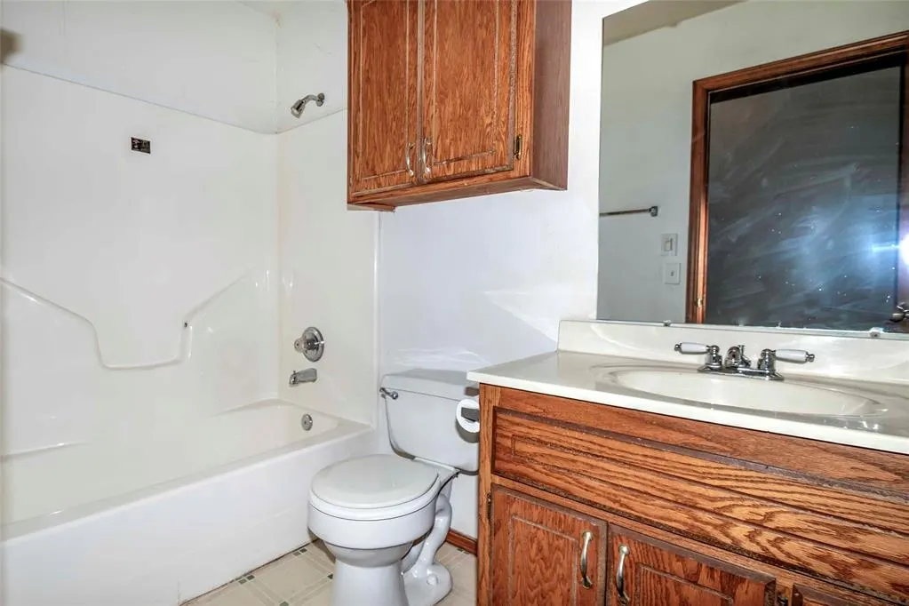 Photo 15 — 511 W 5th Street, Stroud, OK 74079