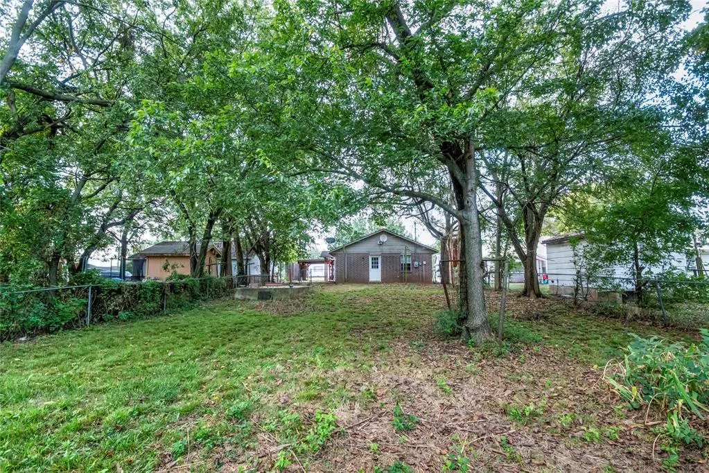 Photo 19 — 511 W 5th Street, Stroud, OK 74079