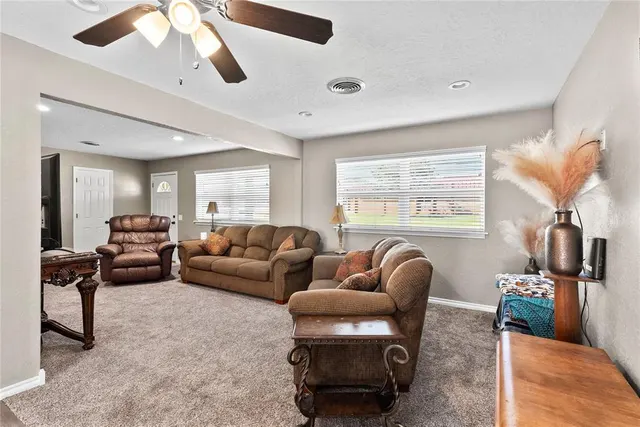 Photo 4 — 718 W Huber Avenue, Weatherford, OK 73096